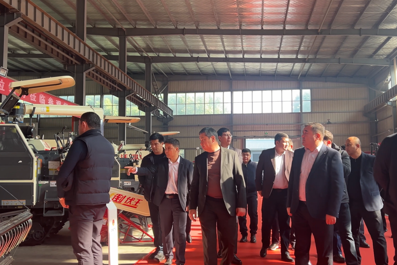 中烏農(nóng)業(yè)合作再提速！烏茲別克斯坦代表團(tuán)到訪沃得農(nóng)機(jī)考察交流